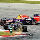 Nico Hulkenberg (GER) Force India VJM08 and Daniil Kvyat (RUS) Red Bull Racing RB11 come together at Formula One World Championship, Rd2, Malaysian Grand Prix, Race, Sepang, Malaysia, Sunday 29 March 2015. © Sutton Motorsport Images