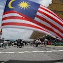 Grid girls with the Malaysian Flag at Formula One World Championship, Rd2, Malaysian Grand Prix, Race, Sepang, Malaysia, Sunday 29 March 2015. © Sutton Motorsport Images