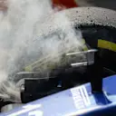 Smoke from the overheated brakes of Felipe Nasr (BRA) Sauber C34 at Formula One World Championship, Rd17, Mexican Grand Prix, Race, Circuit Hermanos Rodriguez, Mexico City, Mexico, Sunday 1  November 2015. © Sutton Motorsport Images
