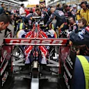 Carlos Sainz (ESP) Scuderia Toro Rosso STR10 on the grid at Formula One World Championship, Rd15, Russian Grand Prix, Race, Sochi Autodrom, Sochi, Krasnodar Krai, Russia, Sunday 11 October 2015. © Sutton Motorsport Images