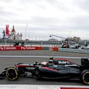 Jenson Button (GBR) McLaren MP4-30 at Formula One World Championship, Rd15, Russian Grand Prix, Race, Sochi Autodrom, Sochi, Krasnodar Krai, Russia, Sunday 11 October 2015. © Sutton Motorsport Images