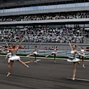 Grid entertainment at Formula One World Championship, Rd15, Russian Grand Prix, Race, Sochi Autodrom, Sochi, Krasnodar Krai, Russia, Sunday 11 October 2015. © Sutton Motorsport Images