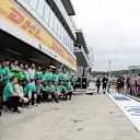 Lewis Hamilton (GBR) Mercedes AMG F1 celebrates with Nico Rosberg (GER) Mercedes AMG F1 and the team at Formula One World Championship, Rd15, Russian Grand Prix, Race, Sochi Autodrom, Sochi, Krasnodar Krai, Russia, Sunday 11 October 2015. © Sutton Motorsport Images