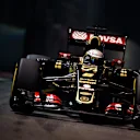 Romain Grosjean (FRA) Lotus E23 Hybrid at Formula One World Championship, Rd13, Singapore Grand Prix, Practice, Marina Bay Street Circuit, Singapore, Friday 18 September 2015. © Sutton Motorsport Images