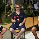 Federica Masolin (ITA) Sky Italia Presenter, Jacques Villeneuve (CDN) Sky Italia and Marc Gene (ESP) Ferrari at Formula One World Championship, Rd13, Singapore Grand Prix, Qualifying, Marina Bay Street Circuit, Singapore, Saturday 19  September 2015. © Sutton Motorsport Images