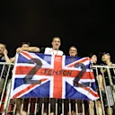Fans and flag at Formula One World Championship, Rd13, Singapore Grand Prix, Race, Marina Bay Street Circuit, Singapore, Sunday 20 September 2015. © Sutton Motorsport Images