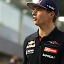 Max Verstappen (NDL) Scuderia Toro Rosso at the drivers parade at Formula One World Championship, Rd13, Singapore Grand Prix, Race, Marina Bay Street Circuit, Singapore, Sunday 20 September 2015. © Sutton Motorsport Images