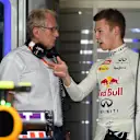 Daniil Kyvat (RUS) Red Bull Racing talks with Dr Helmut Marko (AUT) Red Bull Motorsport Consultant at Formula One World Championship, Rd5, Spanish Grand Prix Practice, Barcelona, Spain, Friday 8 May 2015. © Sutton Motorsport Images