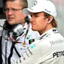 Nico Rosberg (GER) Mercedes AMG F1 and Simon Cole (GBR) Mercedes AMG F1 Chief Track Engineer at Formula One World Championship, Rd16, United States  Grand Prix, Practice, Austin, Texas, USA, Friday 23 October 2015. © Sutton Motorsport Images