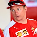 Kimi Raikkonen (FIN) Ferrari and Race Engineer Dave Greenwwod (GBR) at Formula One World Championship, Rd16, United States  Grand Prix, Practice, Austin, Texas, USA, Friday 23 October 2015. © Sutton Motorsport Images