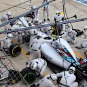 Valtteri Bottas (FIN) Williams FW37 pit stop with broken front wing at Formula One World Championship, Rd16, United States  Grand Prix, Race, Austin, Texas, USA, Sunday 25 October 2015. © Sutton Motorsport Images