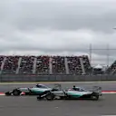 Nico Rosberg (GER) Mercedes AMG F1 W06 and Lewis Hamilton (GBR) Mercedes AMG F1 W06 battle at Formula One World Championship, Rd16, United States  Grand Prix, Race, Austin, Texas, USA, Sunday 25 October 2015. © Sutton Motorsport Images