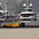 Jolyon Palmer (GBR) Renault Sport F1 Team RS16 at Formula One World Championship, Rd21, Abu Dhabi Grand Prix, Qualifying, Yas Marina Circuit, Abu Dhabi, UAE, Saturday 26 November 2016. © Sutton Images