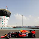 Max Verstappen (NED) Red Bull Racing RB12 at Formula One World Championship, Rd21, Abu Dhabi Grand Prix, Qualifying, Yas Marina Circuit, Abu Dhabi, UAE, Saturday 26 November 2016. © Sutton Images