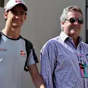 Esteban Gutierrez (MEX) Haas F1 with his Father Roberto Gutierrez (MEX) at Formula One World Championship, Rd21, Abu Dhabi Grand Prix, Race, Yas Marina Circuit, Abu Dhabi, UAE, Sunday 27 November 2016. © Sutton Images