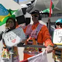 Marshals with goodbye messages for Jenson Button (GBR) McLaren and Felipe Massa (BRA) Williams at Formula One World Championship, Rd21, Abu Dhabi Grand Prix, Race, Yas Marina Circuit, Abu Dhabi, UAE, Sunday 27 November 2016. © Sutton Images
