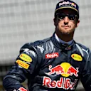 Daniel Ricciardo (AUS) Red Bull Racing on the drivers parade at Formula One World Championship, Rd1, Australian Grand Prix, Race, Albert Park, Melbourne, Australia, Sunday 20 March 2016. © Sutton Motorsport Images