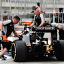 Alfonso Celis jr (MEX) Force India VJM09 at Formula One World Championship, Rd2, Bahrain Grand Prix Practice, Bahrain International Circuit, Sakhir, Bahrain, Friday 1 April 2016. © Sutton Motorsport Images