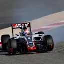 Romain Grosjean (FRA) Haas VF-16 at Formula One World Championship, Rd2, Bahrain Grand Prix Qualifying, Bahrain International Circuit, Sakhir, Bahrain, Saturday 2 April 2016. © Sutton Motorsport Images