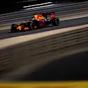 Daniel Ricciardo (AUS) Red Bull Racing RB12 at Formula One World Championship, Rd2, Bahrain Grand Prix Race, Bahrain International Circuit, Sakhir, Bahrain, Sunday 3 April 2016. © Sutton Motorsport Images