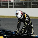 Kevin Magnussen (DEN) Renault Sport F1 Team RS16 stops on track at Formula One Testing, Day Three, Barcelona, Spain, Wednesday 24 February 2016. © Sutton Motorsport Images