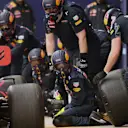 Red Bull Racing mechanics during a pit stop at Formula One Testing, Day Two, Barcelona, Spain, Wednesday 2 March 2016. © Sutton Motorsport Images