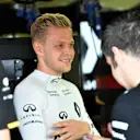 Kevin Magnussen (DEN) Renault Sport F1 Team at Formula One World Championship, Rd20, Brazilian Grand Prix, Qualifying, Interlagos, Sao Paulo, Brazil, Saturday 12 November 2016. © Sutton Images