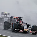 Daniil Kvyat (RUS) Scuderia Toro Rosso STR11 at Formula One World Championship, Rd20, Brazilian Grand Prix, Race, Interlagos, Sao Paulo, Brazil, Sunday 13 November 2016. © Sutton Images