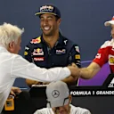Charlie Whiting (GBR) FIA Delegate shakes hands with Sebastian Vettel (GER) Ferrari in the Press Conference at Formula One World Championship, Rd20, Brazilian Grand Prix, Preparations, Interlagos, Sao Paulo, Brazil, Thursday 10 November 2016. © Sutton Images