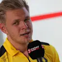 Kevin Magnussen (DEN) Renault Sport F1 Team at Formula One World Championship, Rd20, Brazilian Grand Prix, Preparations, Interlagos, Sao Paulo, Brazil, Thursday 10 November 2016. © Sutton Images