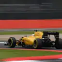 Kevin Magnussen (DEN) Renault Sport F1 Team RS16 at Formula One World Championship, Rd10, British Grand Prix, Qualifying, Silverstone, England, Saturday 9 July 2016. © Sutton Images