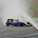 Pascal Wehrlein (GER) Manor Racing MRT05 spins out and retires form the race at Formula One World Championship, Rd10, British Grand Prix, Race, Silverstone, England, Sunday 10 July 2016. © Sutton Images