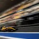 Jolyon Palmer (GBR) Renault Sport F1 Team RS16 at Formula One World Championship, Rd3, Chinese Grand Prix, Practice, Shanghai, China, Friday 15 April 2016. © Sutton Motorsport Images