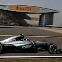 Nico Rosberg (GER) Mercedes-Benz F1 W07 Hybrid at Formula One World Championship, Rd3, Chinese Grand Prix, Practice, Shanghai, China, Friday 15 April 2016. © Sutton Motorsport Images