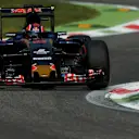 Daniil Kvyat (RUS) Scuderia Toro Rosso STR11 at Formula One World Championship, Rd14, Italian Grand Prix, Practice, Monza, Italy, Friday 2 September 2016. © Sutton Images