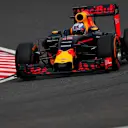 Daniel Ricciardo (AUS) Red Bull Racing RB12 at Formula One World Championship, Rd17, Japanese Grand Prix, Practice, Suzuka, Japan, Friday 7 October 2016. © Sutton Images