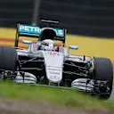Lewis Hamilton (GBR) Mercedes-Benz F1 W07 Hybrid at Formula One World Championship, Rd17, Japanese Grand Prix, Qualifying, Suzuka, Japan, Saturday 8 October 2016. © Sutton Images