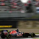 Daniil Kvyat (RUS) Scuderia Toro Rosso STR11 at Formula One World Championship, Rd17, Japanese Grand Prix, Race, Suzuka, Japan, Sunday 9 October 2016. © Sutton Images