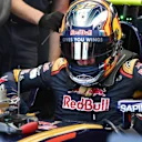 Carlos Sainz jr (ESP) Scuderia Toro Rosso STR11 at Formula One World Championship, Rd16, Malaysian Grand Prix, Practice, Sepang, Malaysia, Friday 30 September 2016. © Sutton Images