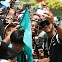Lewis Hamilton (GBR) Mercedes AMG F1 fans selfie at Formula One World Championship, Rd16, Malaysian Grand Prix, Qualifying, Sepang, Malaysia, Saturday 1 October 2016. © Sutton Images