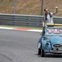 Romain Grosjean (FRA) Haas F1 on the drivers parade at Formula One World Championship, Rd16, Malaysian Grand Prix, Race,  Sepang, Malaysia, Sunday 2 October 2016. © Sutton Images