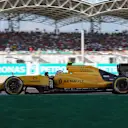Jolyon Palmer (GBR) Renault Sport F1 Team RS16 at Formula One World Championship, Rd16, Malaysian Grand Prix, Race,  Sepang, Malaysia, Sunday 2 October 2016. © Sutton Images