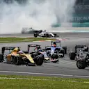 Kevin Magnussen (DEN) Renault Sport F1 Team RS16 with front wing damage at the start of the race at Formula One World Championship, Rd16, Malaysian Grand Prix, Race,  Sepang, Malaysia, Sunday 2 October 2016. © Sutton Images