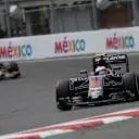 Jenson Button (GBR) McLaren MP4-31 at Formula One World Championship, Rd19, Mexican Grand Prix, Race, Circuit Hermanos Rodriguez, Mexico City, Mexico, Sunday 30 October 2016. © Sutton Images