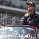 Daniel Ricciardo (AUS) Red Bull Racing on the drivers parade on the drivers parade at Formula One World Championship, Rd19, Mexican Grand Prix, Race, Circuit Hermanos Rodriguez, Mexico City, Mexico, Sunday 30 October 2016. © Sutton Images