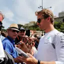 Nico Rosberg (GER) Mercedes AMG F1 signs autographs for the fans at Formula One World Championship, Rd6, Monaco Grand Prix, Monte-Carlo, Monaco, Friday 27 May 2016. © Sutton Images