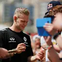 Kevin Magnussen (DEN) Renault Sport F1 Team signs autographs for the fans at Formula One World Championship, Rd6, Monaco Grand Prix, Monte-Carlo, Monaco, Friday 27 May 2016. © Sutton Images