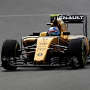 Jolyon Palmer (GBR) Renault Sport F1 Team RS16 at Formula One World Championship, Rd4, Russian Grand Prix, Practice, Sochi Autodrom, Sochi, Krasnodar Krai, Russia, Friday 29 April 2016. © Sutton Motorsport Images