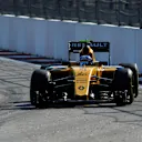 Jolyon Palmer (GBR) Renault Sport F1 Team RS16 at Formula One World Championship, Rd4, Russian Grand Prix, Race, Sochi Autodrom, Sochi, Krasnodar Krai, Russia, Sunday 1 May 2016. © Sutton Motorsport Images