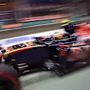 Carlos Sainz jr (ESP) Scuderia Toro Rosso STR11 at Formula One World Championship, Rd15, Singapore Grand Prix, Practice, Marina Bay Street Circuit, Singapore, Friday 16 September 2016. © Sutton Images